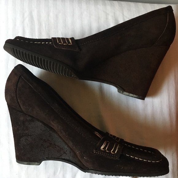 Michael Kors Classic Dark Brown Suede Wedge Heels - Picture 5 of 9